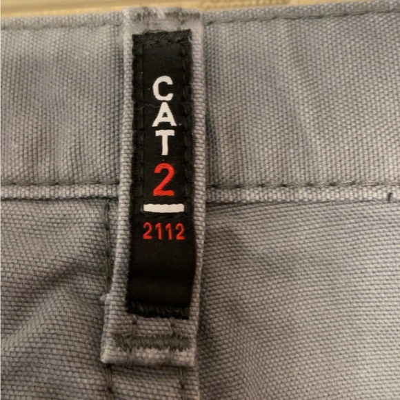 Ariat Men’s Flame Resistant M4 Relaxed Workhorse Boot Cut Jean. Size 32/30 - Picture 3 of 4